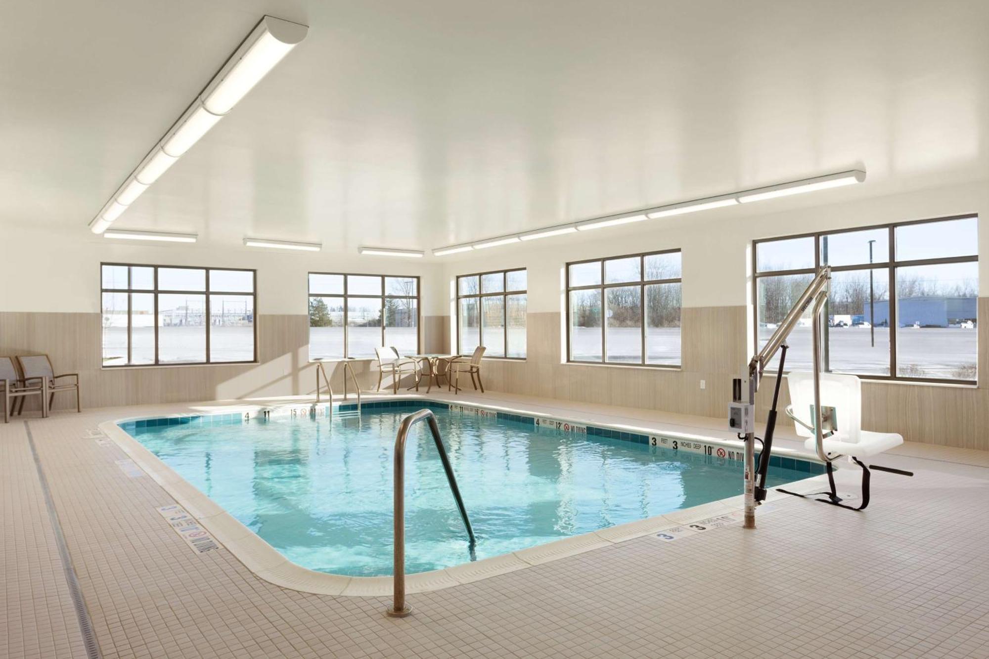 Homewood Suites By Hilton Syracuse - Carrier Circle East Syracuse Exteriör bild